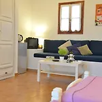 Anofli 4* سكوبيلوس تاون