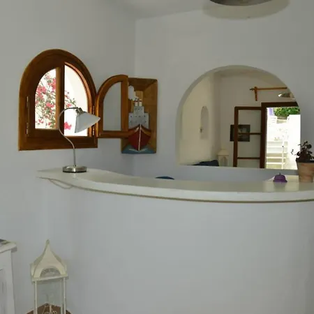 Anofli アパートホテル スコペロス