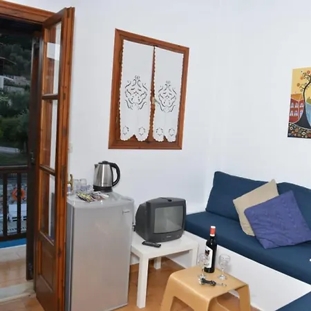 アパートホテル Anofli