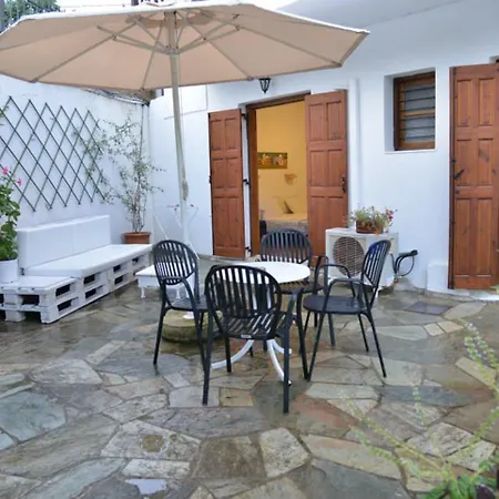 アパートホテル Anofli