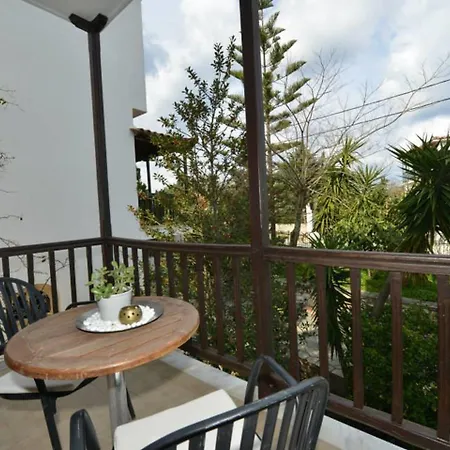 アパートホテル Anofli スコペロス