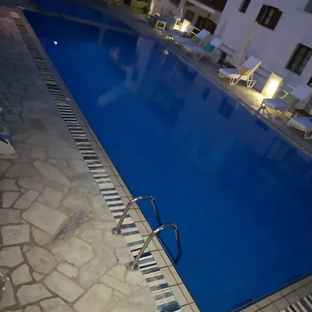 Anofli アパートホテル