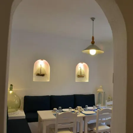 Anofli アパートホテル スコペロス