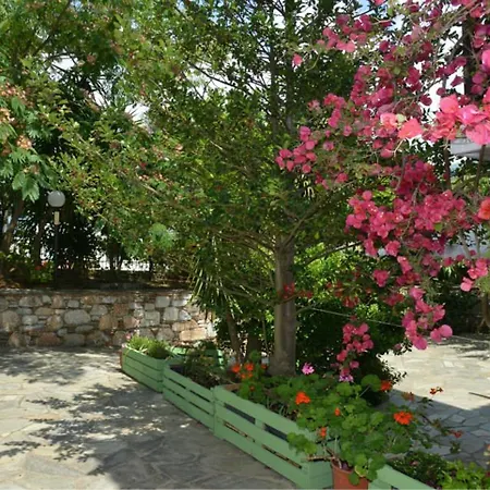 Anofli アパートホテル