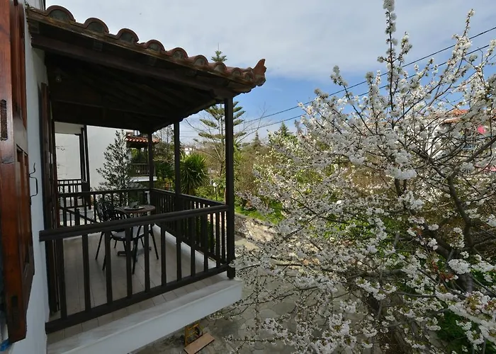 Anofli 4* Skopelos Town