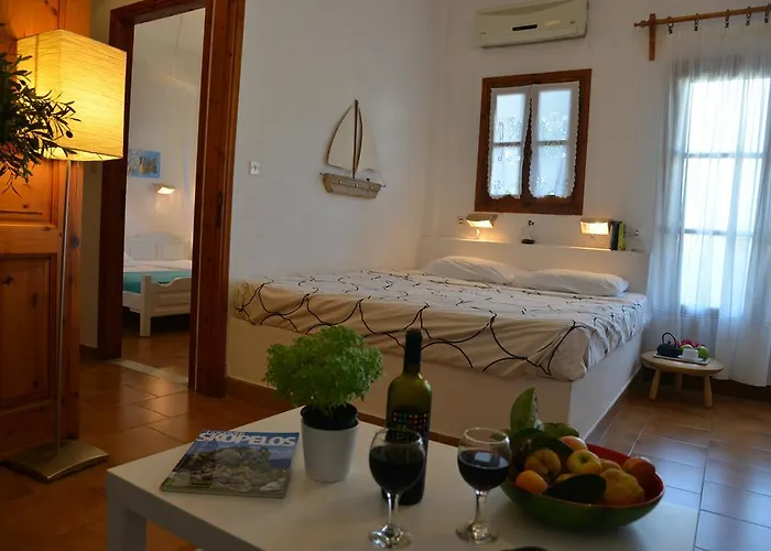 Anofli Skopelos Town