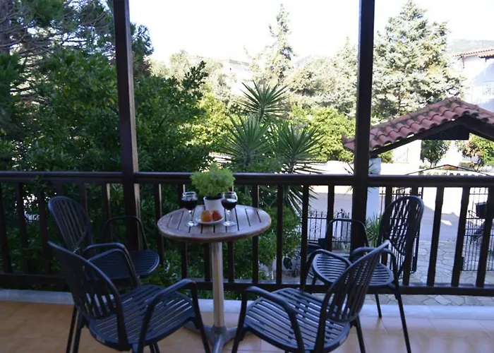 Aparthotel Anofli 4*