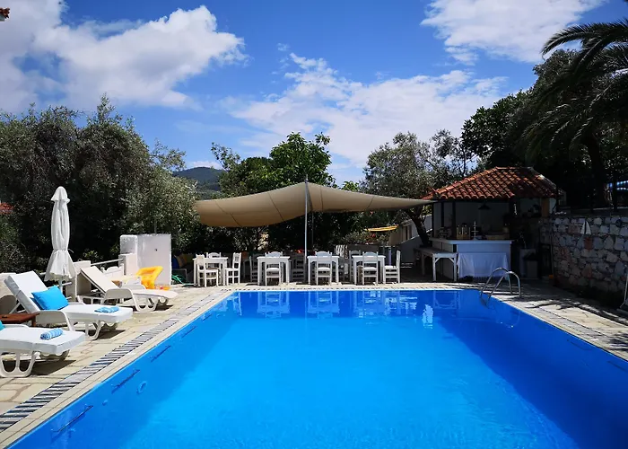 Anofli Aparthotel Skopelos Town