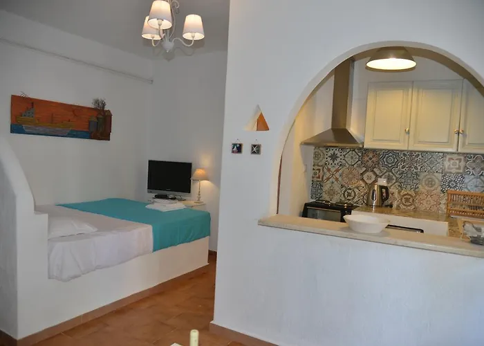Aparthotel Anofli 4*